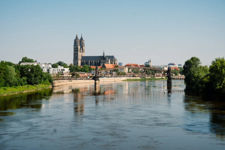 Entlang der Elbe