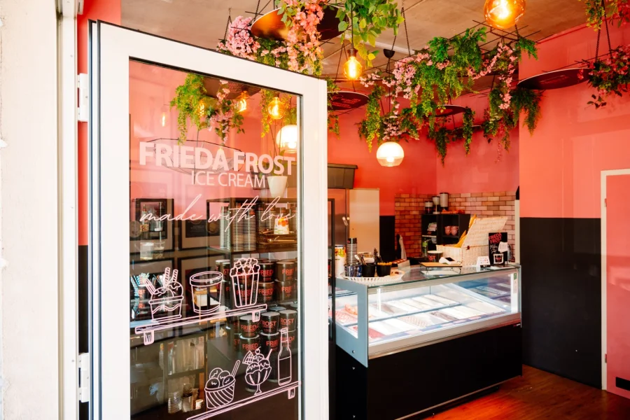 FRIEDA FROST