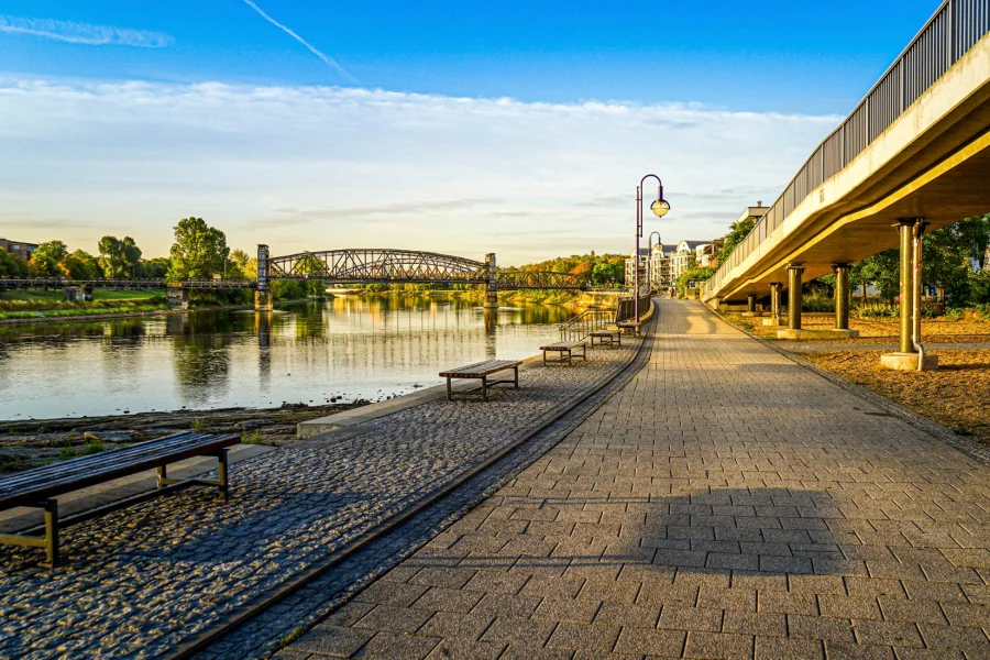 Stadt am Fluss