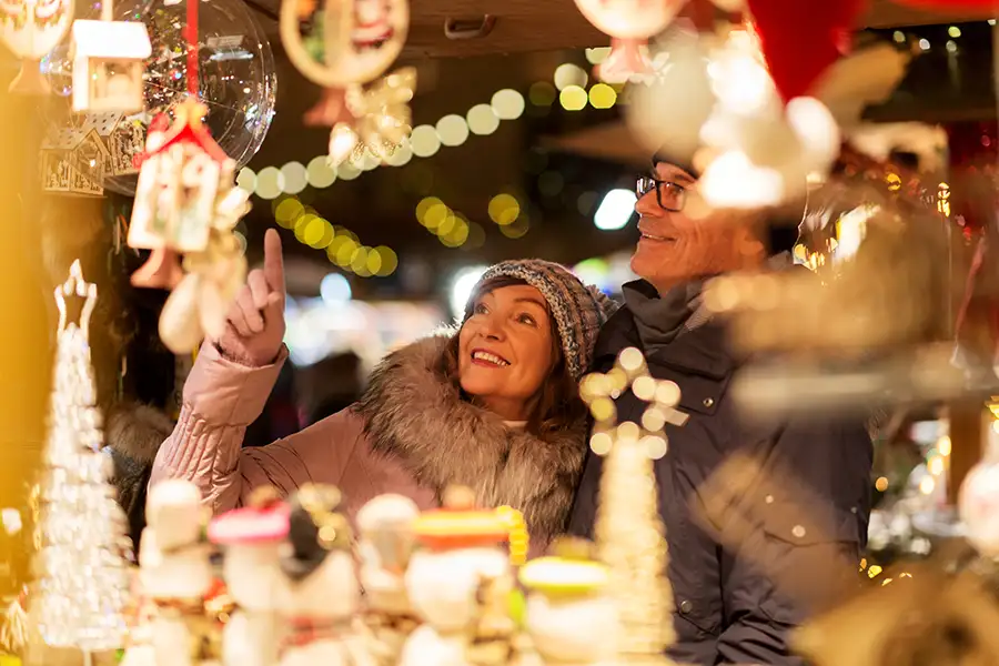 Weihnachtsshopping | Foto: AdobeStock / Syda-Productions